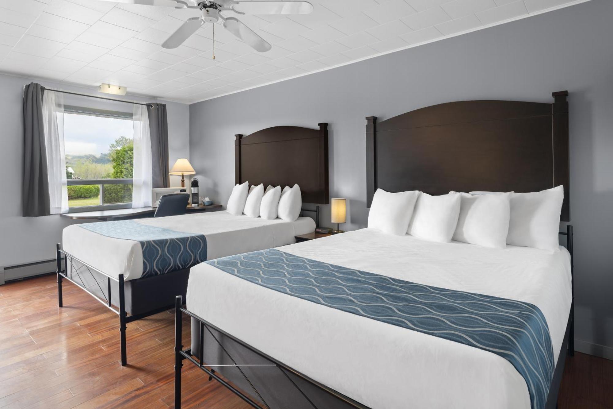 Travelodge By Wyndham Grand Falls Exterior photo