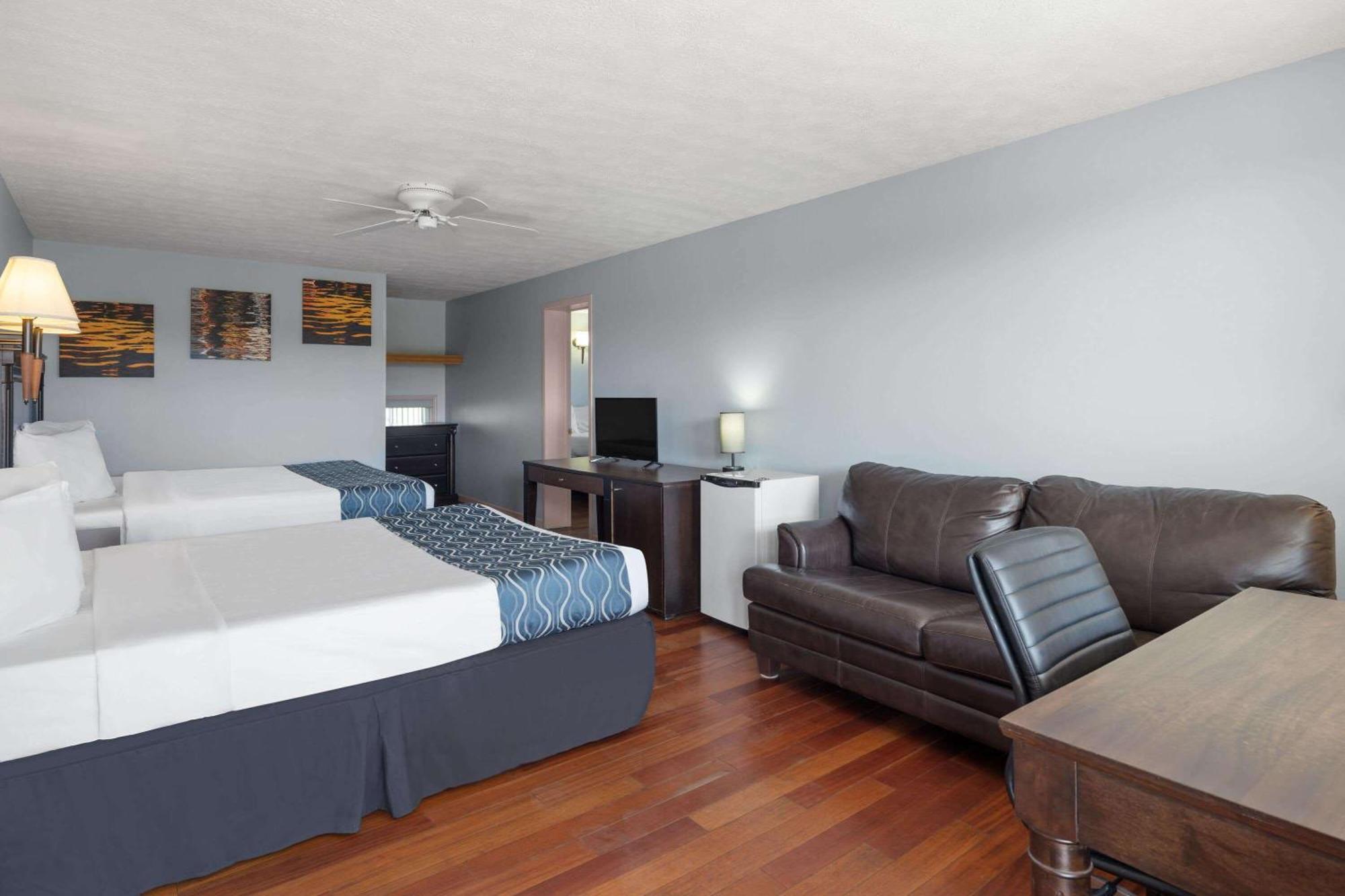 Travelodge By Wyndham Grand Falls Exterior photo