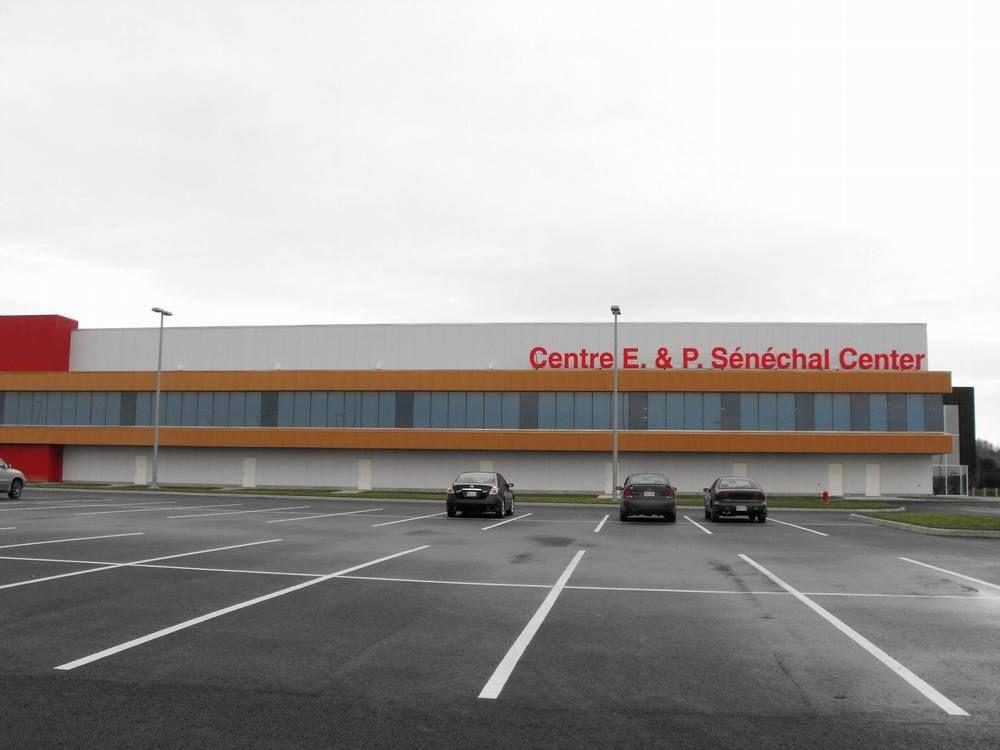 Travelodge By Wyndham Grand Falls Exterior photo